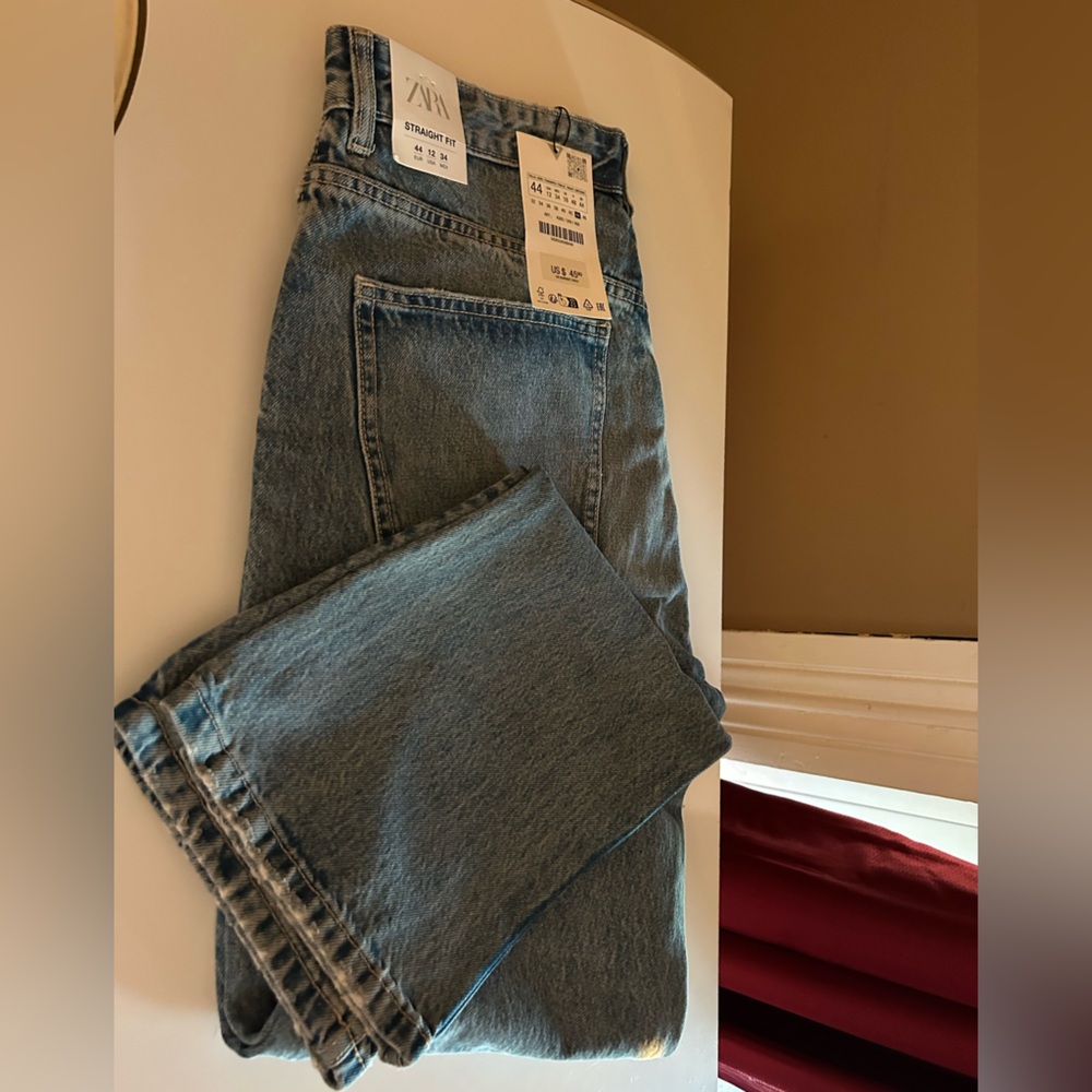 NWT ZARA Straight Fit Jeans Sz12